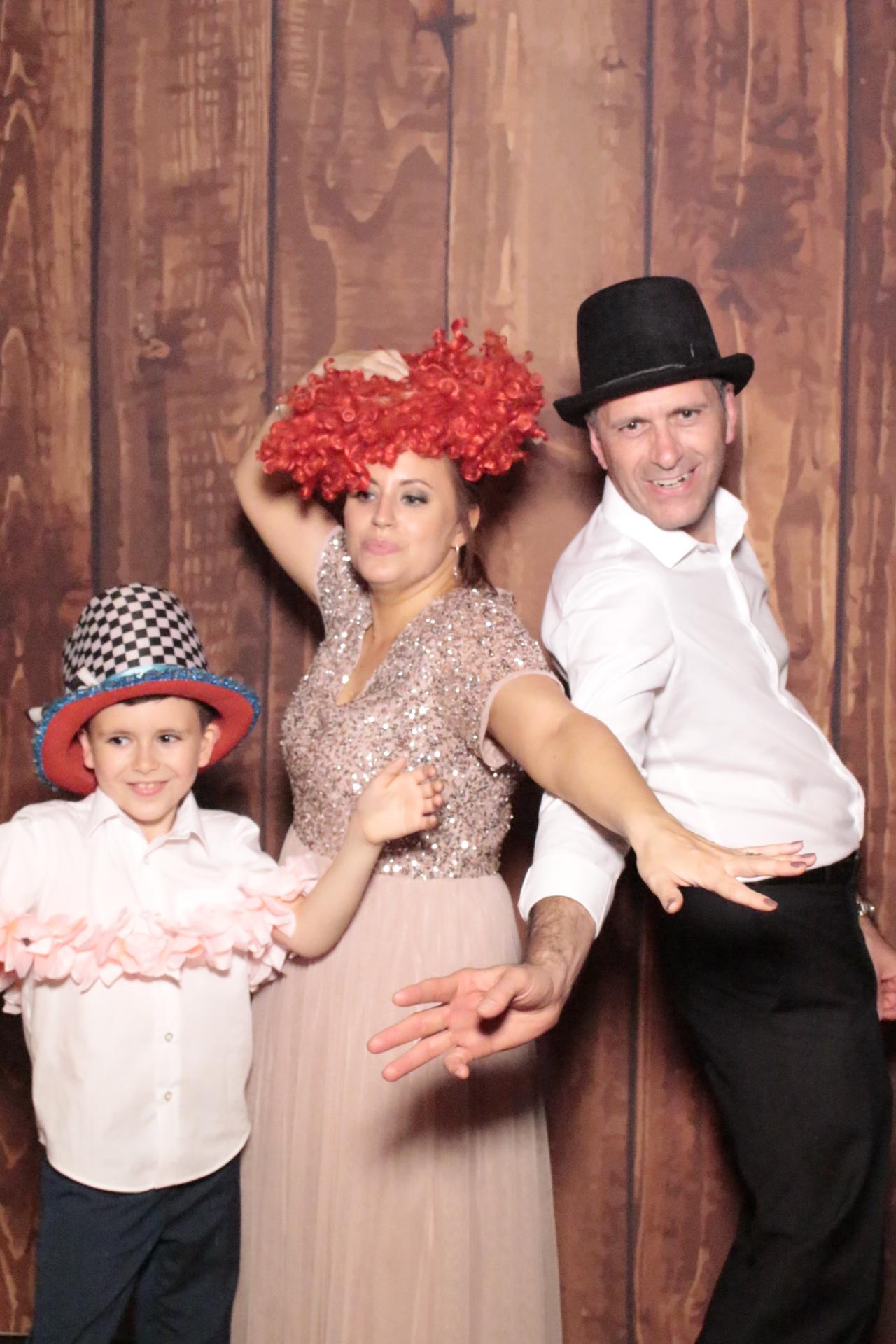 Christopher & Nicole's Wedding | View more photos from the event at gallery.myphotoboothexperience.co.uk/u/MyPhotoBoothExperienceLtd/Christopher-Nicoles-Wedding